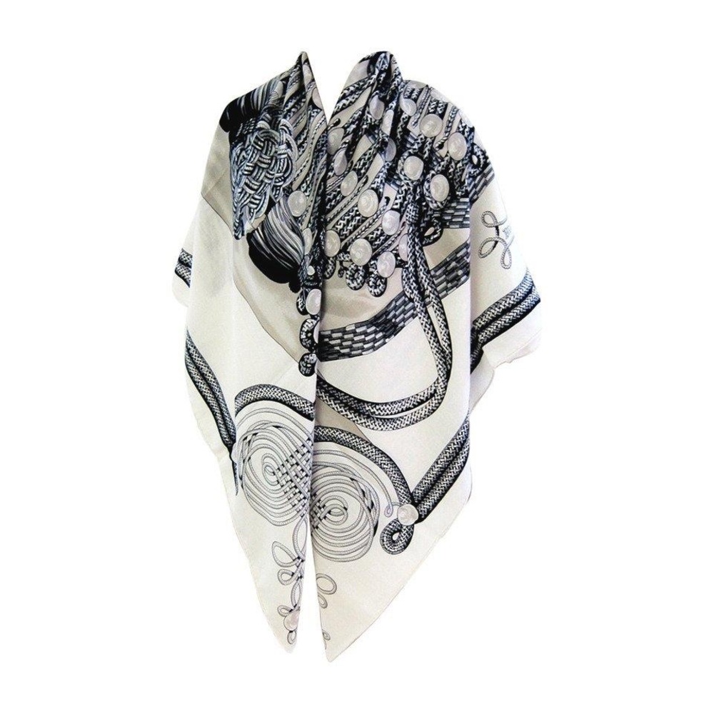 Hermes Brandebourgs shawl cashmere 140 noir /blanc